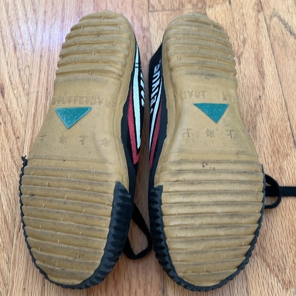 Feivue Unisex Canvas Martial Arts / Kung Fu Shoes - Black, Size 1 Kids ; 32 EU - Picture 9 of 10